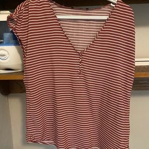 Abercrombie and Fitch shirt caped sleeves size M